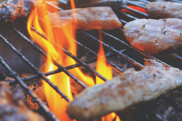 Can you grill frozen chicken? 