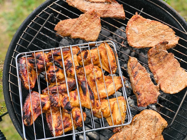 What is the standard grill size? A Beginner's Guide to Grill Sizes