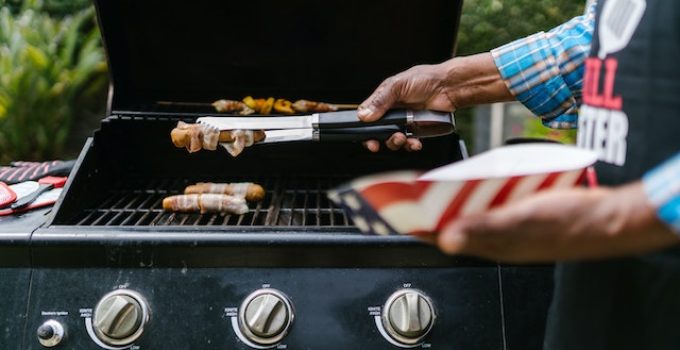 Liquid Propane Vs Natural Gas Grill: Which is Better and Why?